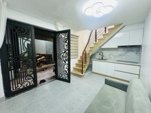 BÁN NHÀ PHỐ HỒNG MAI BẠCH MAI HAI BÀ TRƯNG . DT 18M2