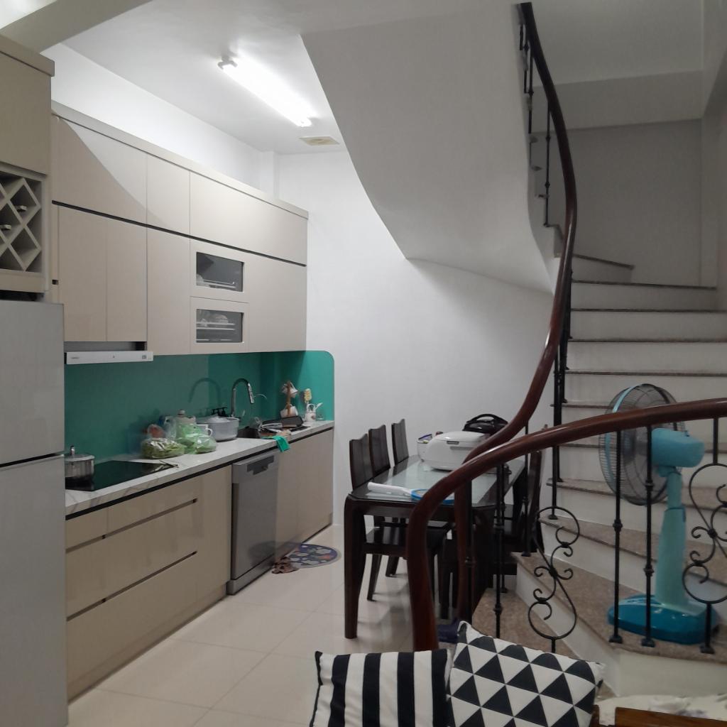 BÁN NHÀ ĐỘI CẤN 3 BƯỚC RA PHỐ 46m2 9 TỶ