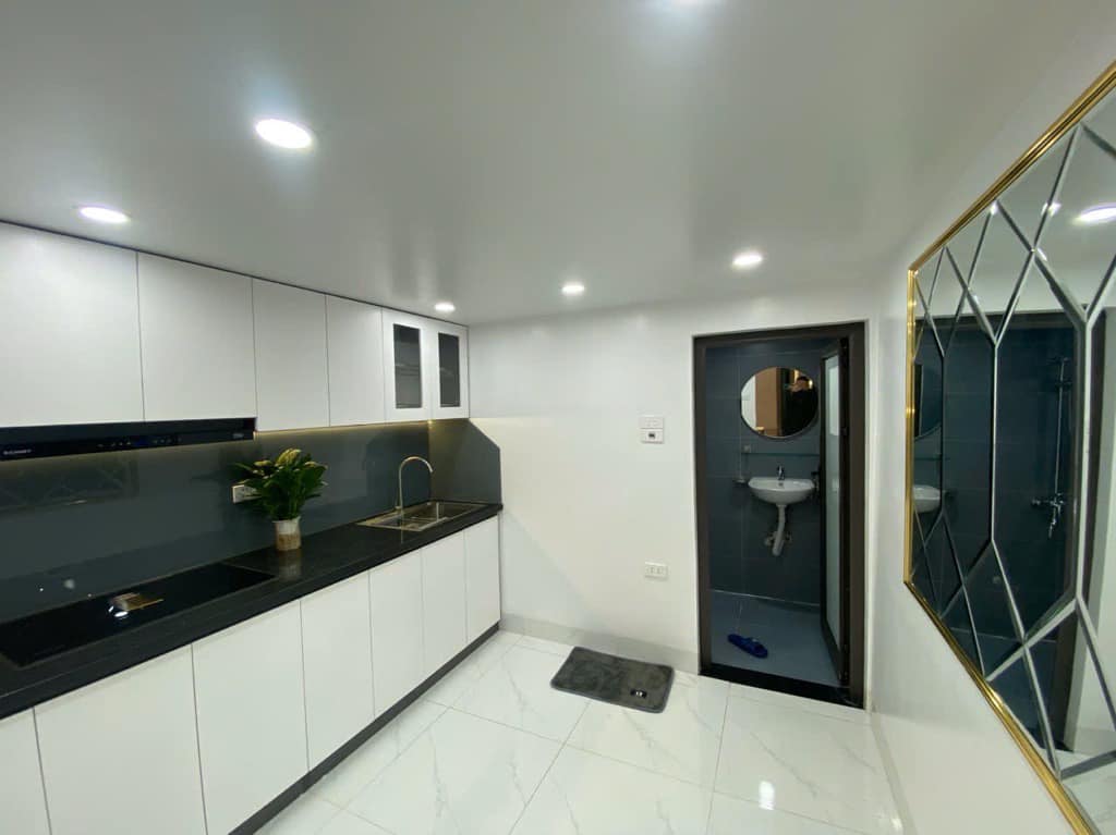 CỰC PHẨM CẦU GIẤY - 4 TẨNG - VỊ TRÍ CỰC ĐẸP - SỔ HỒNG VUÔNG VẮN