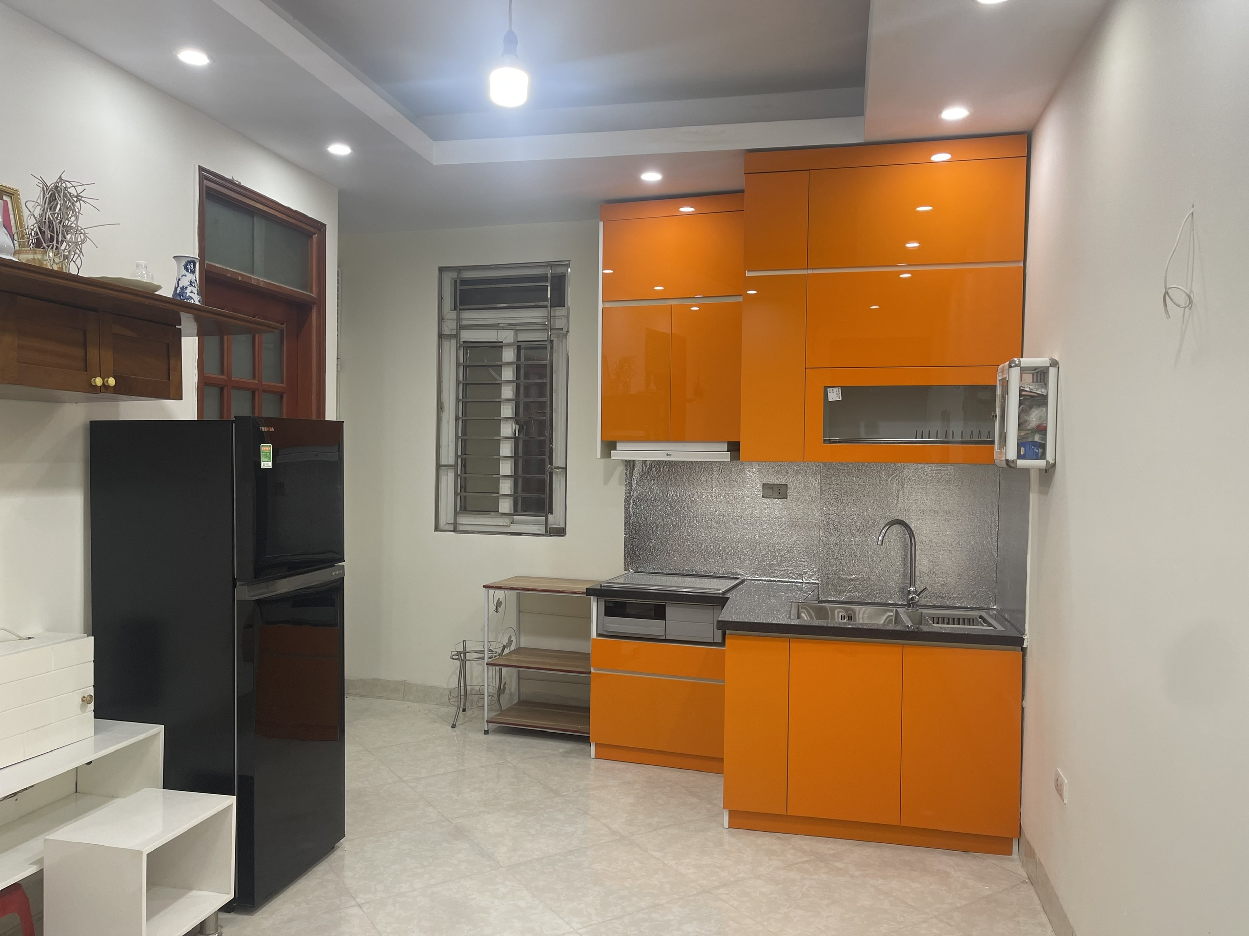 !!!! Cho thuê căn hộ 2 phòng ngủ, diện tích 52m2. Giá 7.5tr. LH: 0327855899