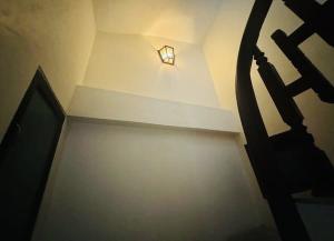 TUYỆT PHẨM NHÀ NGỌC LÂM DÂN XÂY 4 TẦNG - OTO ĐỖ CỬA LÙI NHÀ - FULL NỘI THẤT - HÀNG HIẾM GIÁ HƠN 7 tỷ