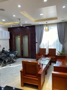 Bán nhà Trần Thánh Tông, Phường 15 Tân Bình . 3,6 x 10. 3 tầng giá 5,8 tỷ