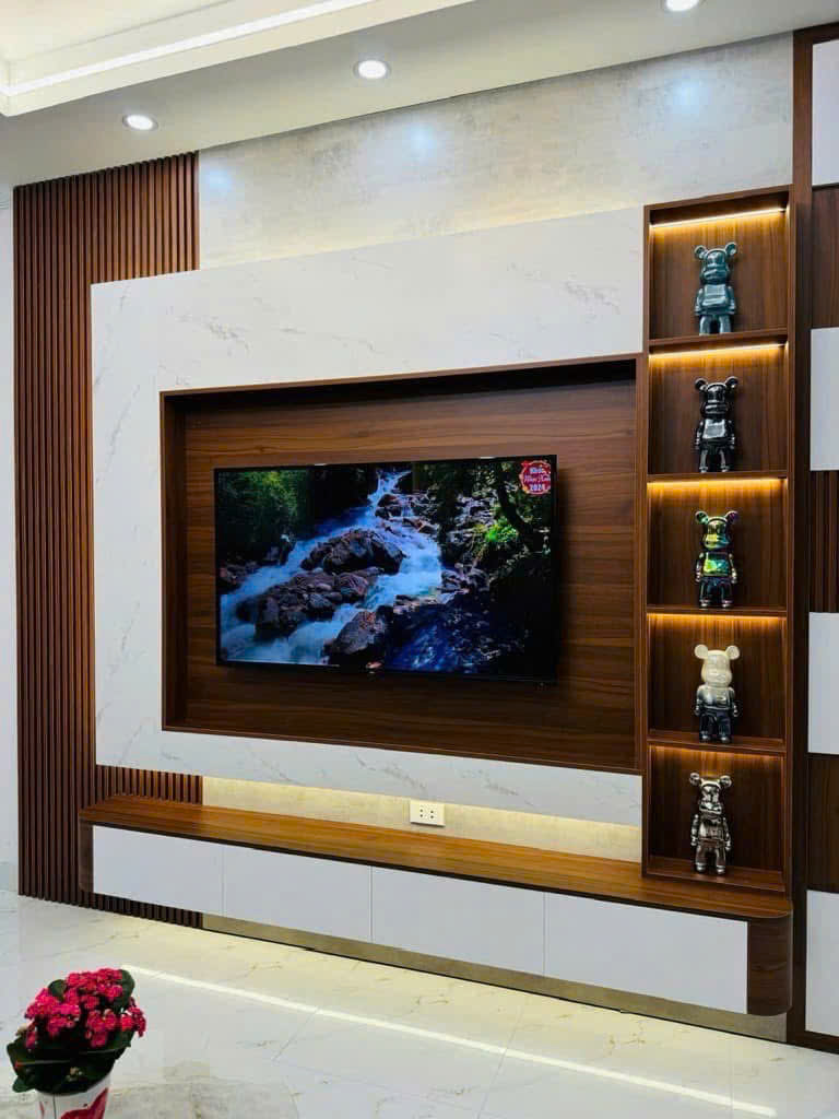 LÔ GÓC- 2 MẶT THOÁNG- THANG MÁY - KINH DOANH ĐỈNH GẦN CHỢ BÔNG ĐỎ