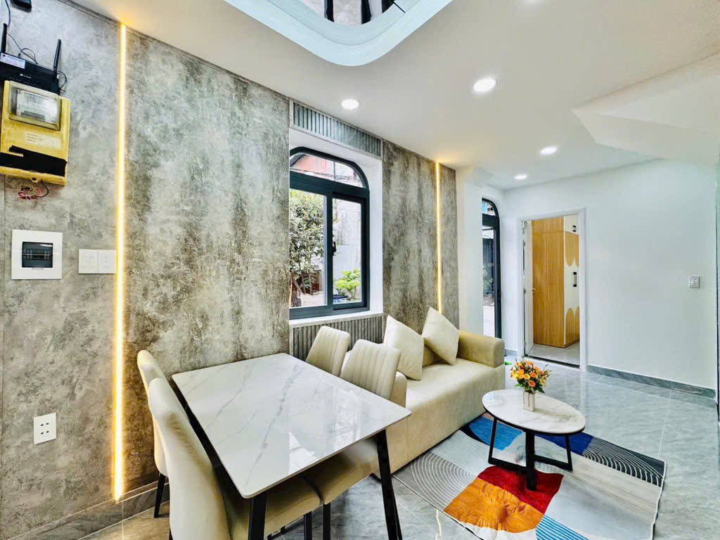 4,9 TỶ QUẬN BÌNH THẠNH - CĂN GÓC NHÀ MỚI FULL NỘI THẤT - 1 SẸT HẺM 3M