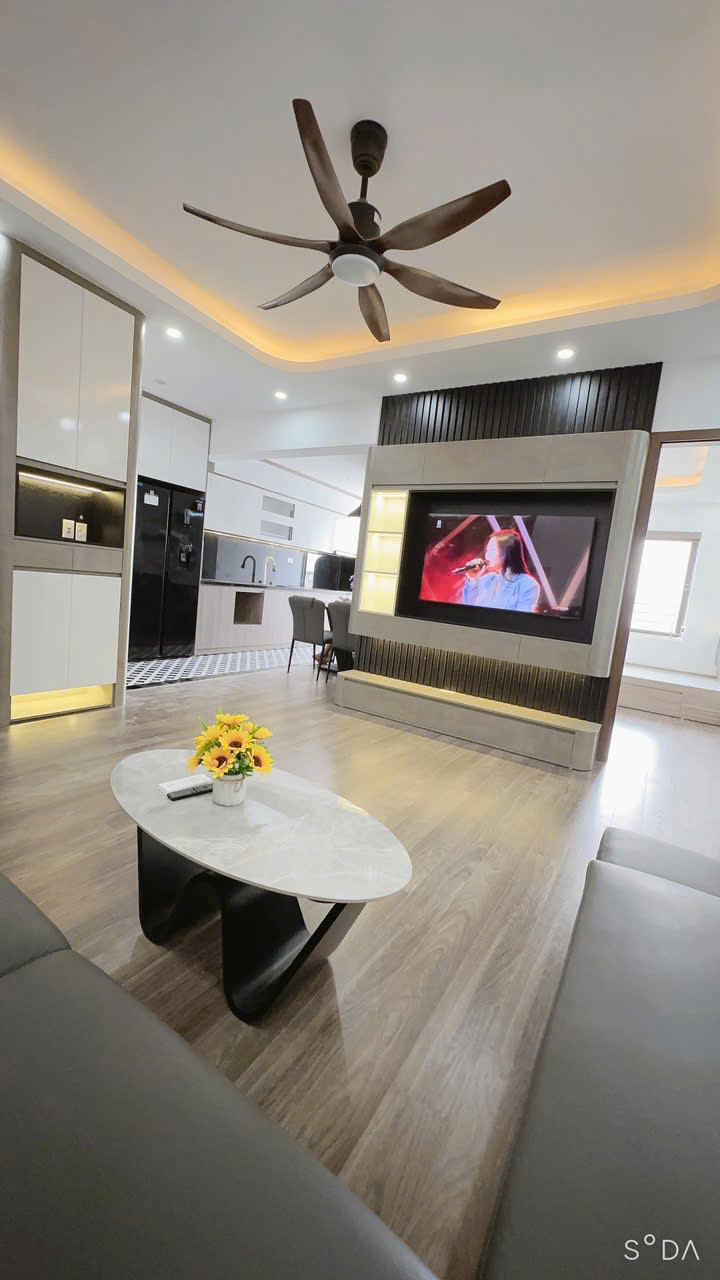 chính chủ cần bán căn hộ 81m2 3PN 2VS chỉ 4.x tỷ