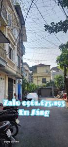 Hot_Hàng xóm Linh Đàm cần tìm chủ mới cho căn nhà