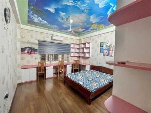 Trung Tâm Hai Bà Trưng – Gần Ô Tô – Sổ Đỏ Chính Chủ – Giá chỉ 6,35 tỷ!