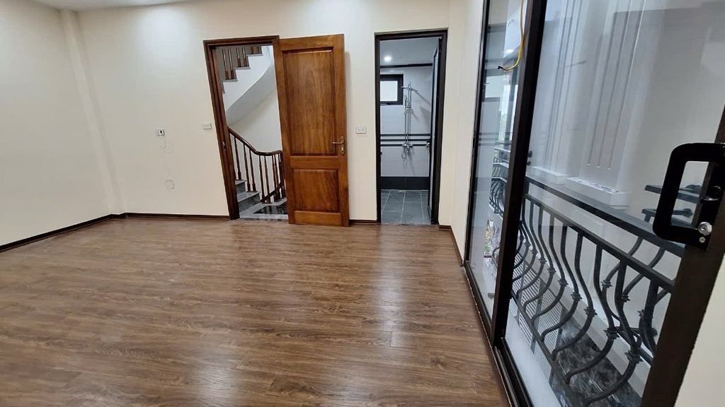 Bán đất 55m2 tặng nhà 3 tầng 3.96 tỷ Tiền phong Mê linh