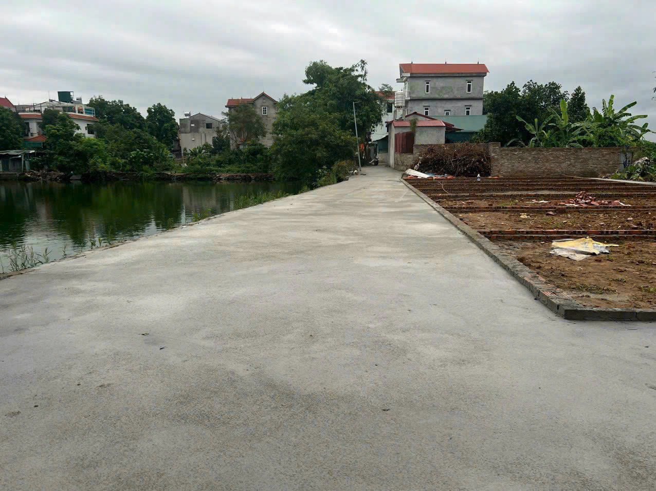 Bán đất nền chia lô 42.2m2 Cổ loa Đông Anh 2.5tỷ