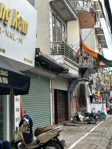 CHỈ 18 TỶ MUA NGAY NHÀ PHỐ PHƯỜNG ĐỨC GIANG, QUẬN LONG BIÊN. KINH DOANH SIÊU ĐỈNH