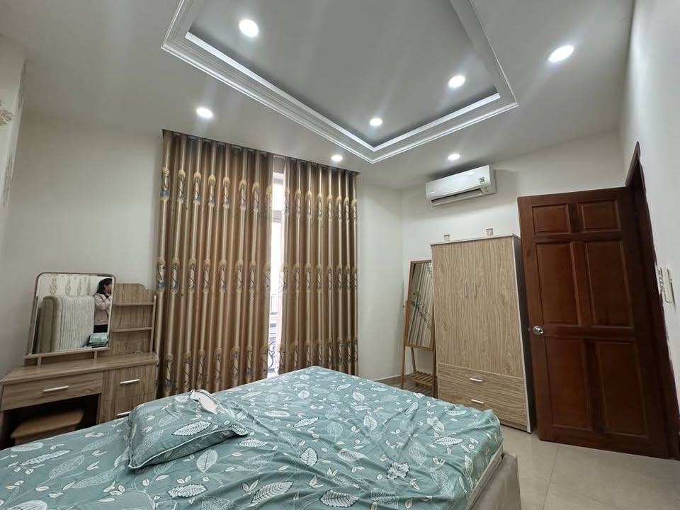 BÁN NHÀ 3 TẦNG LÔ GÓC 2 MT- P.TRƯỜNG THỌ