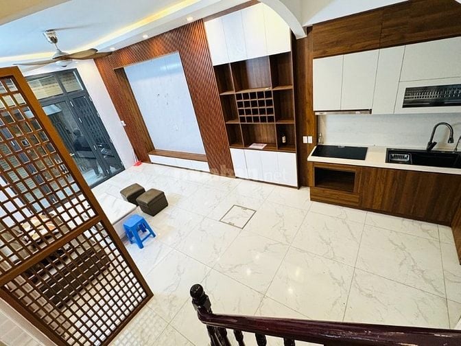 CHỦ CẦN BÁN- Nhà ngõ 211 Khương Trung- Gần ô tô- Ngõ nông, thông- 43m có