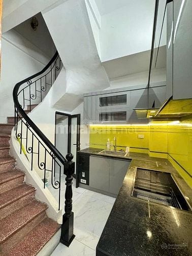 BÁN NHÀ PHÂN LÔ NGUYỄN XIỂN Ô TÔ KINH DOANH-S:30m,4T giá nhỉnh 8tỷ