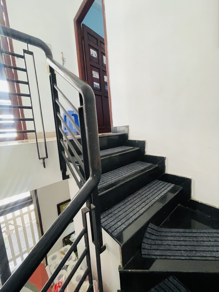 GÓC 2 MT– SÁT NGUYỄN ẢNH THỦ – KINH DOANH ĐA NGÀNH. 