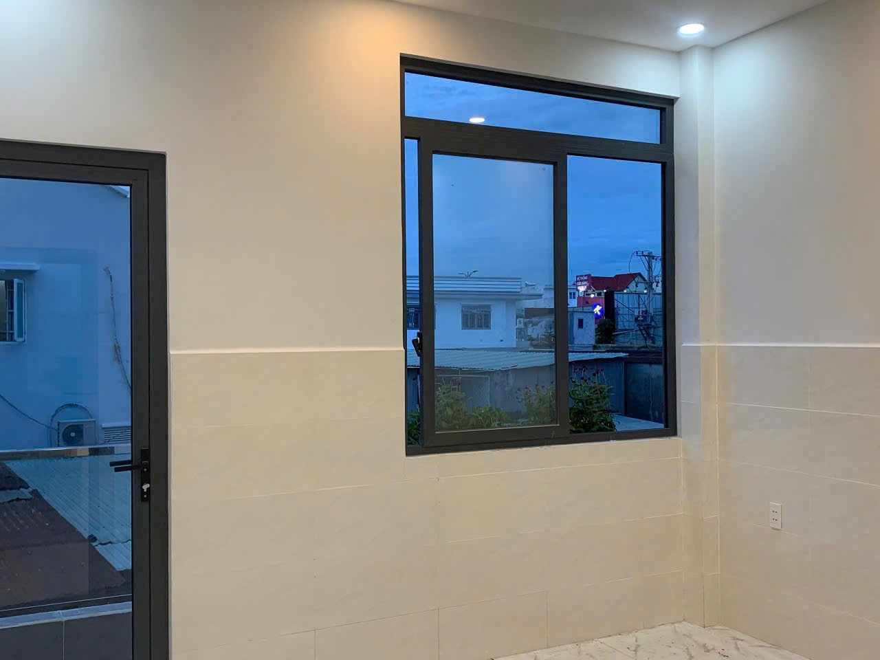 SHR, hoàn công đủ, chuẩn pháp lý chuẩn. Nhà mới đẹp