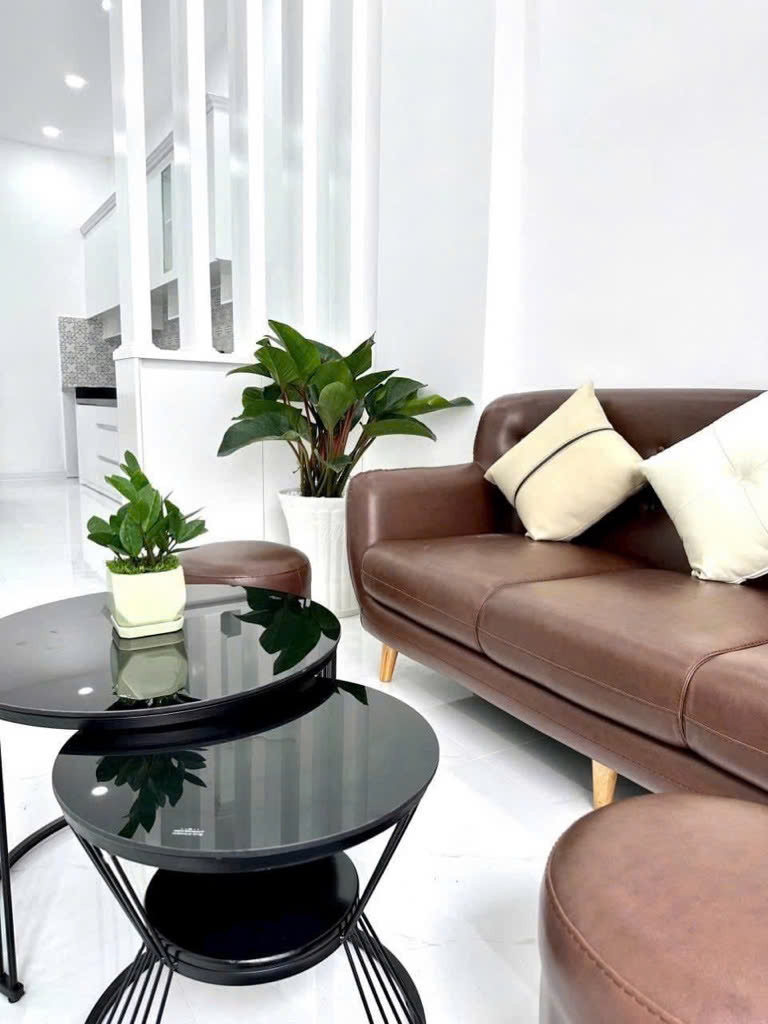 SIÊU PHẨM 2 TẦNG MỚI TINH - NGAY ÂU CƠ - TRUNG TÂM TÂN PHÚ - 40M2 - SỔ ĐẸP HOÀN CÔNG ĐỦ - SÁT MẶT TIỀN - GIÁ CHỈ HƠN 4 TỶ 