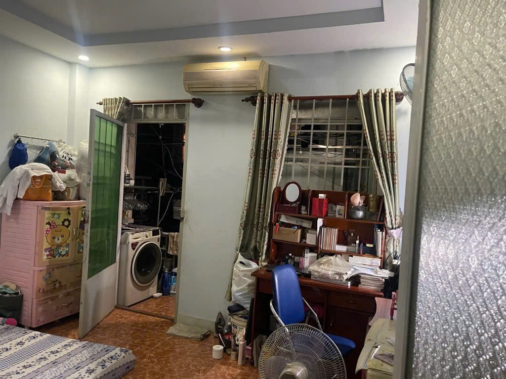 NHÀ TÂN PHÚ RẺ HƠN BÌNH TÂN - KỀ BÊN AEON MALL TÂN PHÚ - PHẠM QUÝ THÍCH - CẠNH CHỢ TÂN HƯƠNG - 2 TẦNG KIÊN CỐ - 4x7M SỔ VUÔNG VỨC HOÀN CÔNG ĐỦ - SÁT MẶT TIỀN - GIÁ CHỈ NHỈNH 3 TỶ XÍU XIU 