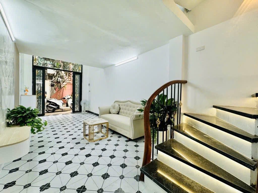 BÁN NHÀ MỚI ĐẸP