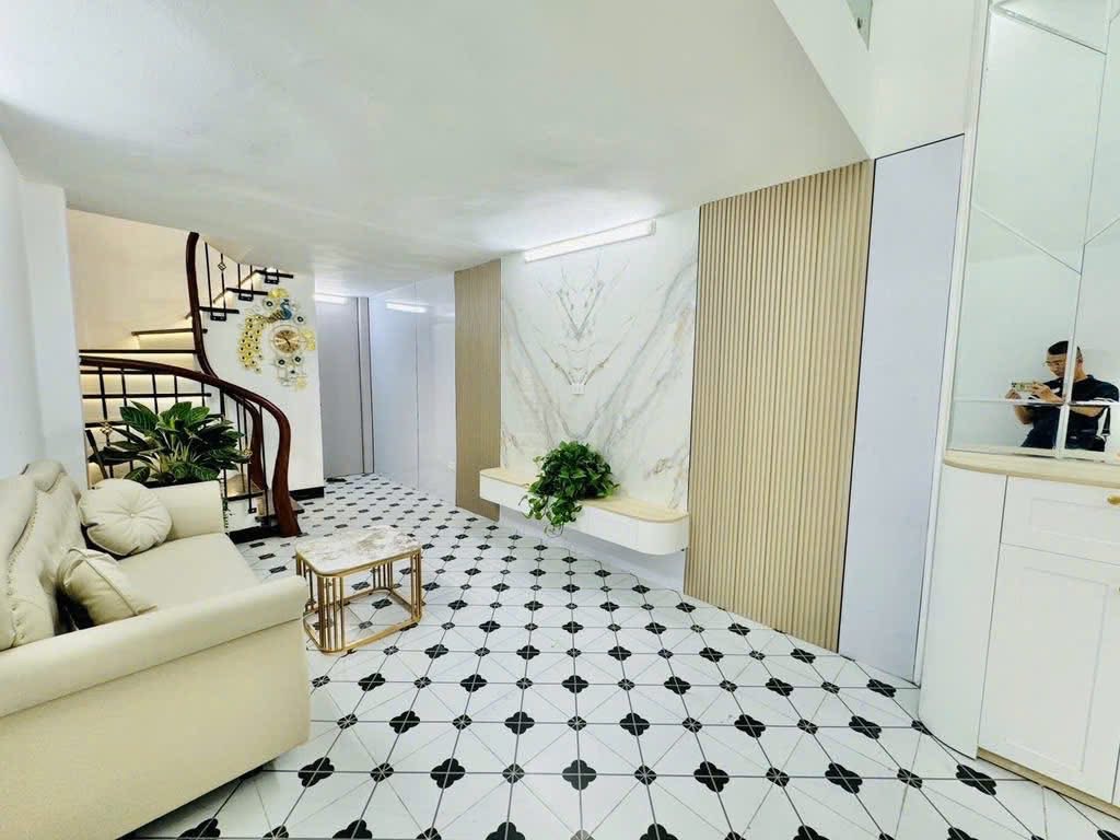 BÁN NHÀ MỚI ĐẸP