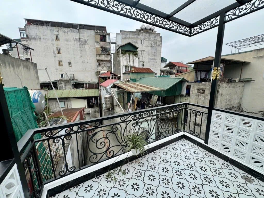 BÁN NHÀ MỚI ĐẸP