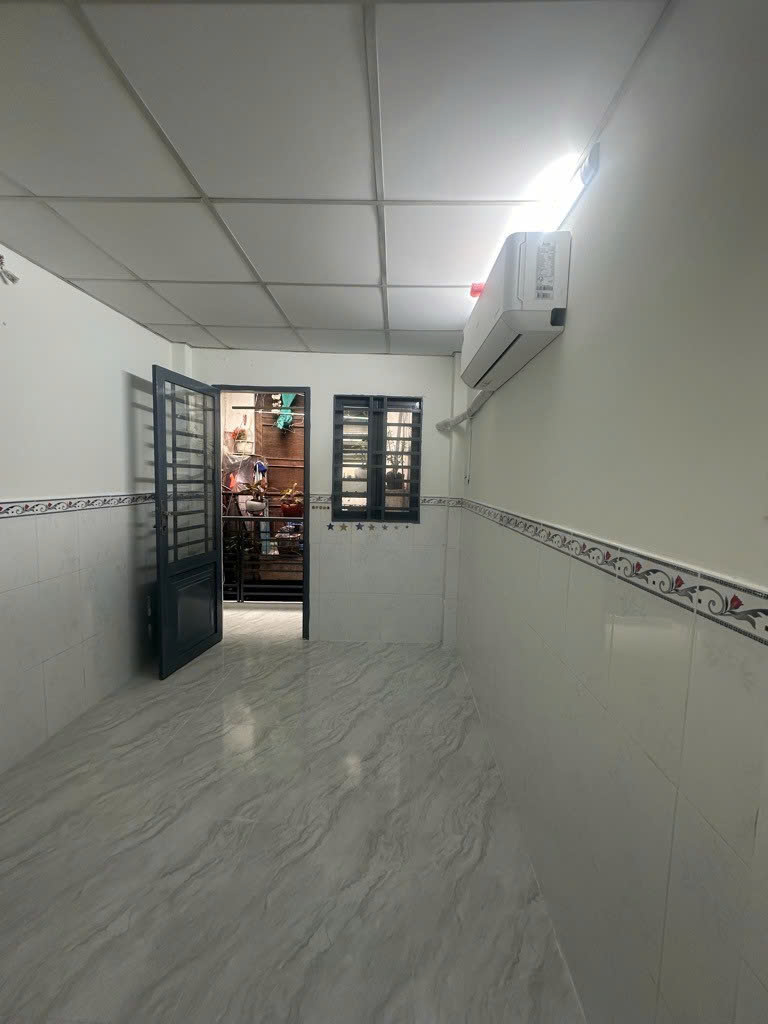 SIÊU PHẨM NHỈNH 1 TỶ - NHÀ 2 TẦNG HOÀN CÔNG ĐẦY ĐỦ- NGAY TRUNG TÂM TÂN PHÚ - LUỸ BÁN BÍCH - HUỲNH THIỆN LỘC - NHÀ MỚI LUNG LINH - NHÀ NỞ HẬU TÀI LỘC - MẤY BƯỚC CHÂN RA HẺM XE HƠI - TẶNG NỘI THẤT.