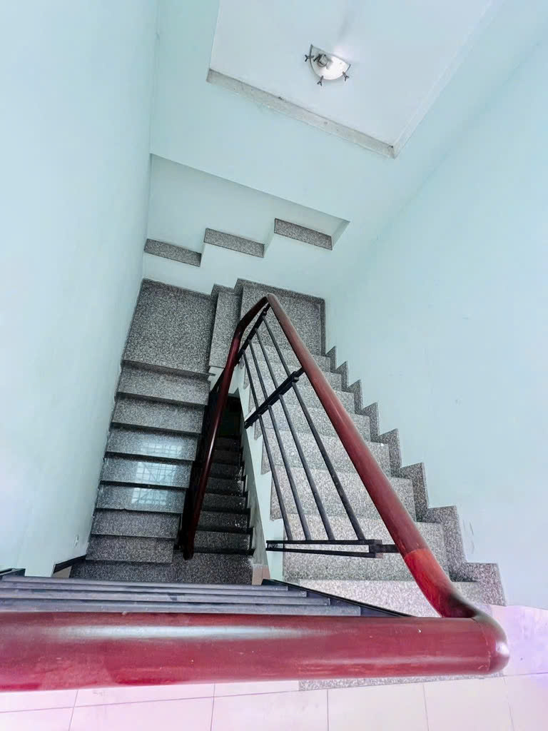 SIÊU PHẨM TÂN PHÚ - SÁT AEON MALL - GIÁ NHỈNH 5 TỶ - 4 TẦNG 51M2 - HẺM XE HƠI 5M