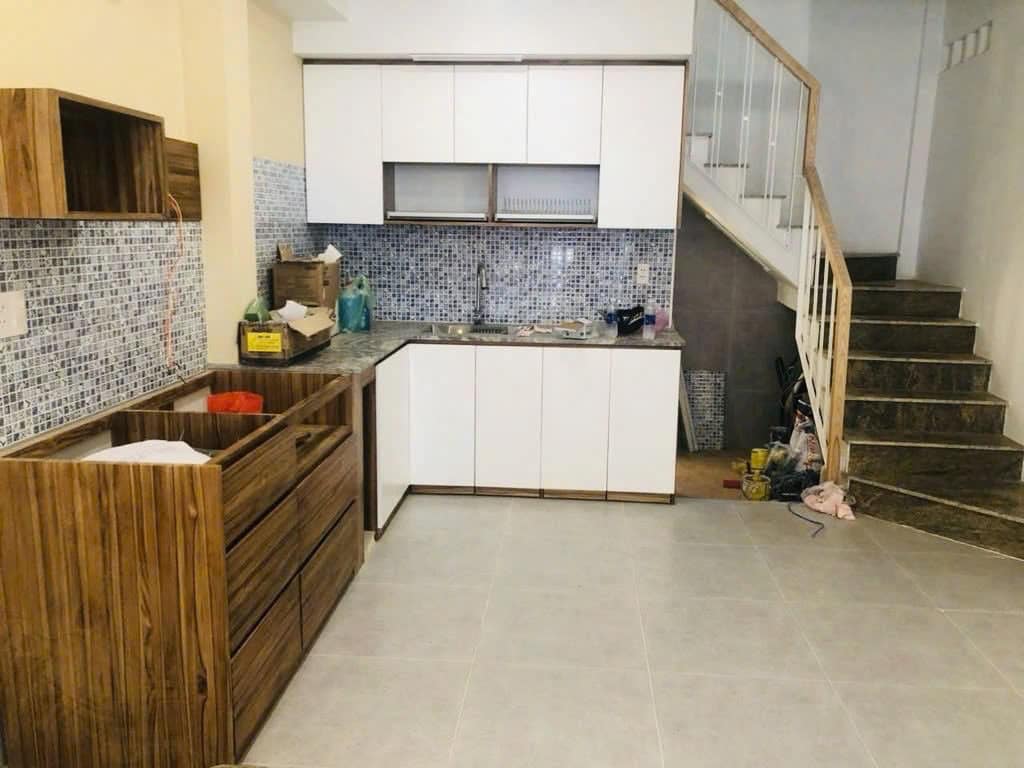 BÁN NHÀ TẠI QUẬN 10 - CÁCH MẠNG THÁNG 8 - CHỈ HƠN 6 TỶ - RỘNG 40M2 - 4 TẦNG