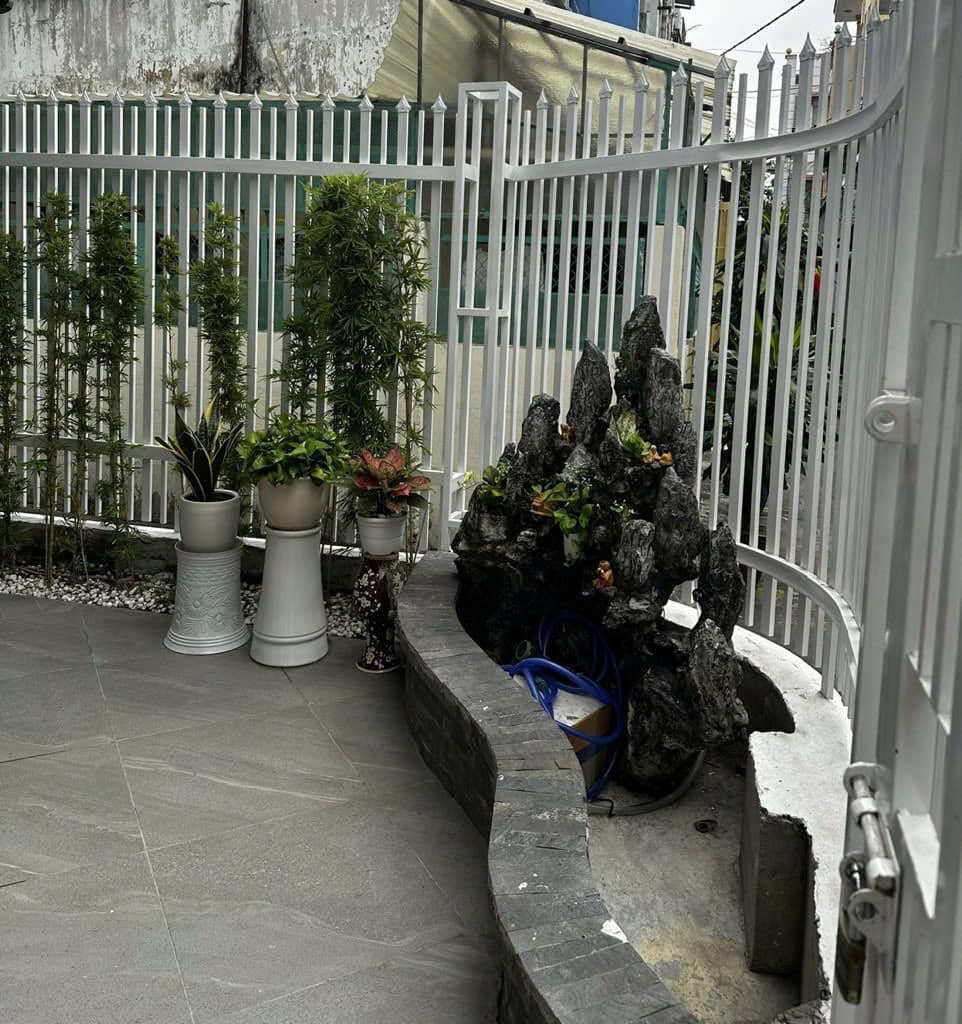 BÁN NHÀ QUẬN 11 - 7.5 TỶ - SÂN VƯỜN CỰC ĐẸP - 4 TẦNG BTCT