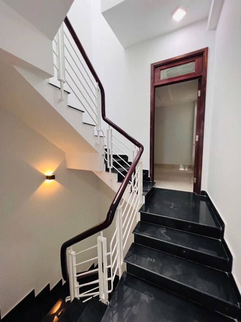 HXT MT KD -3T -35m2 - Bình Thạnh - NHỈNH 5TỶ