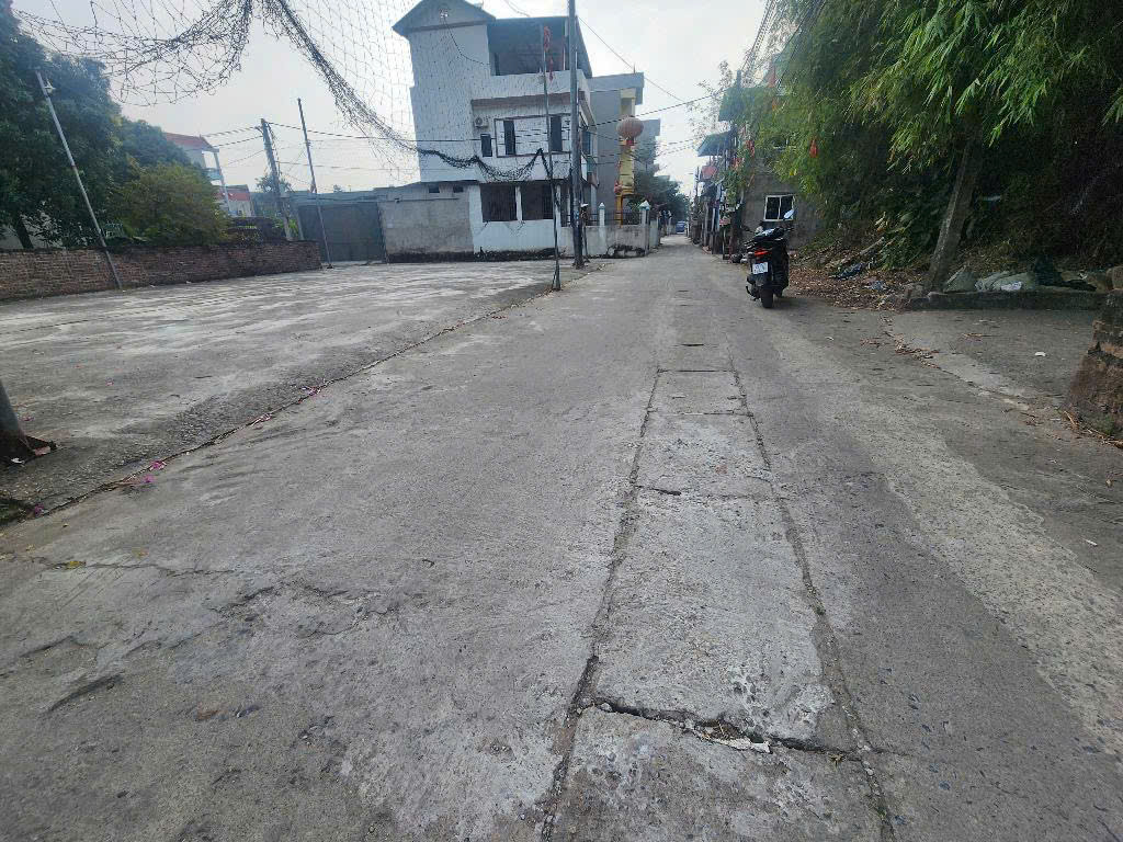 Bán đất Tằng My, Nam Hồng, Mặt ngõ thông, Ô tô 7 chỗ vào nhà, 86,5m2, 4 tỷ 2