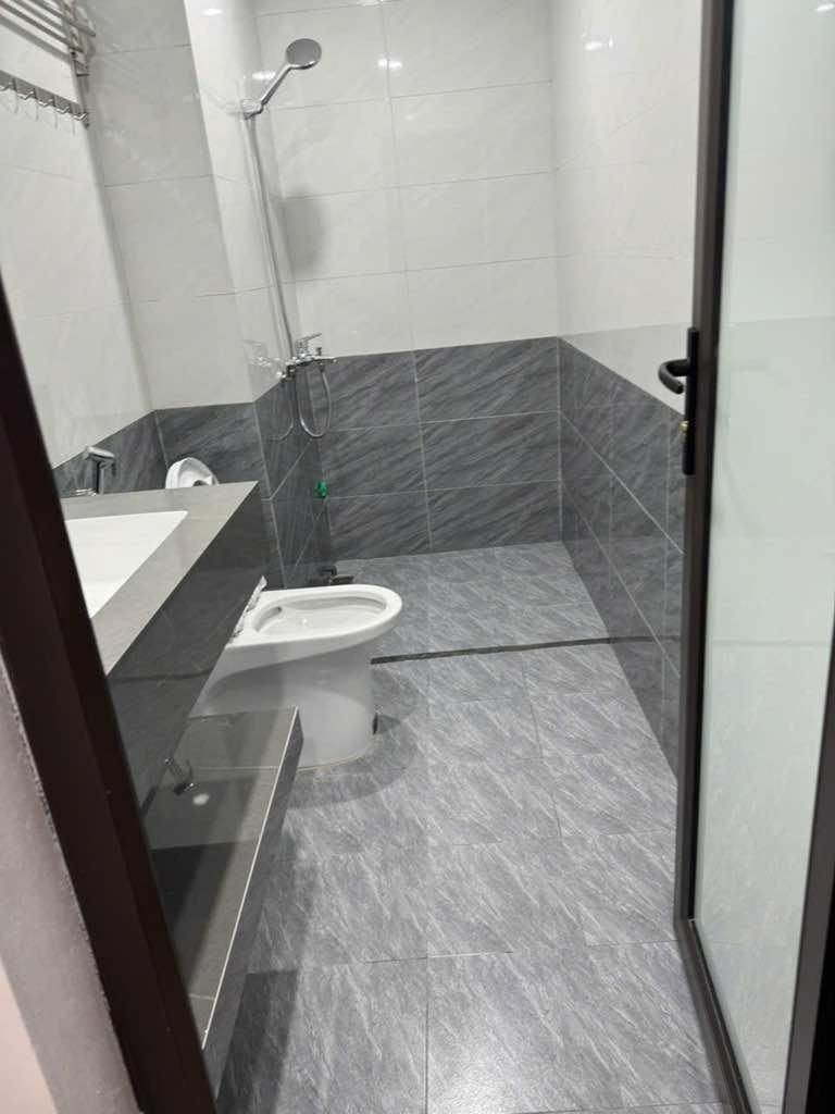 BÁN NHÀ PHỐ DI ÁI HOÀI ĐỨC DÒNG TIỀN TỐT- CỦA ĐỂ DÀNH -TRỊNH VĂN BÔ KÉO DÀI