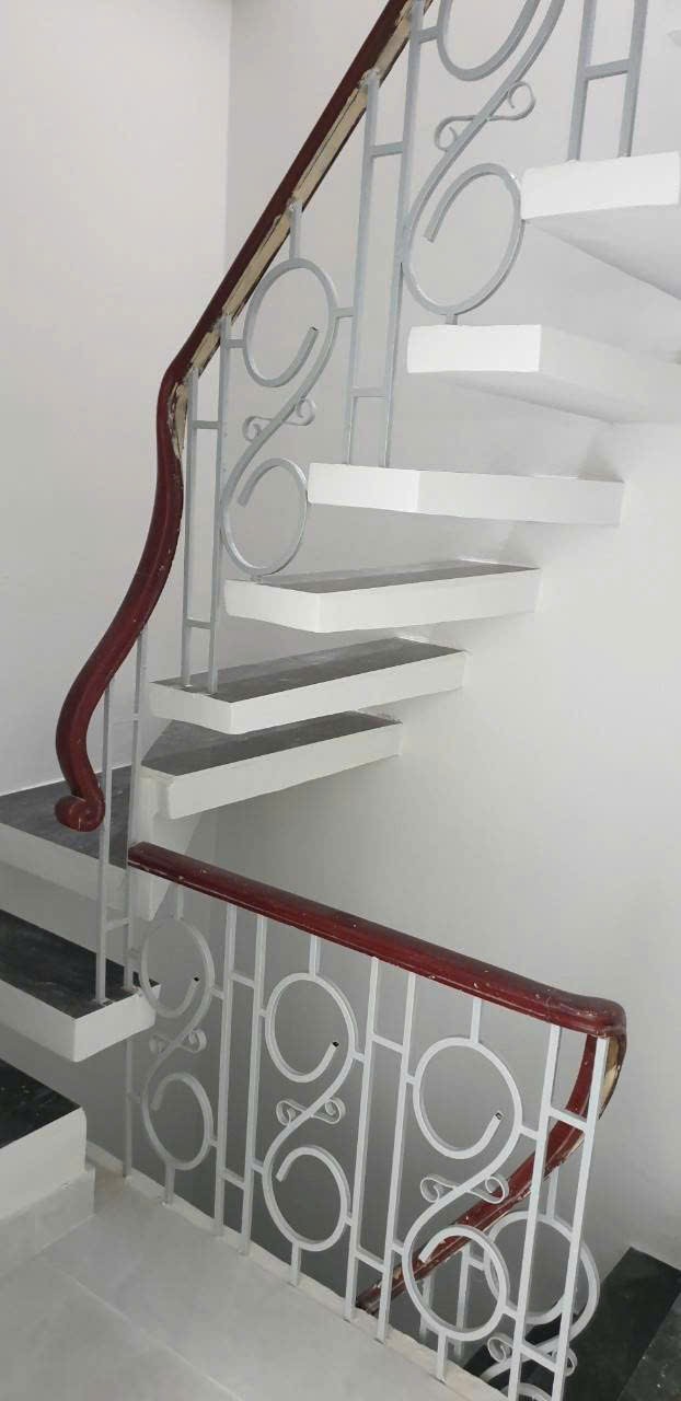 Bán gấp nhà đường Hòa Hưng Quận 10