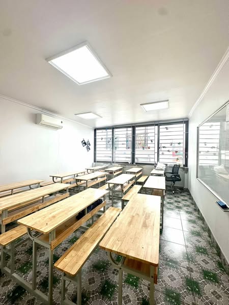 Bán nhà LÊ THANH NGHỊ