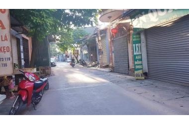 Cần bán 45m2 đất vị trí đẹp ô tô đỗ cửa,tổ 5-Yên Nghĩa 2.35 tỷ LH:0978427696