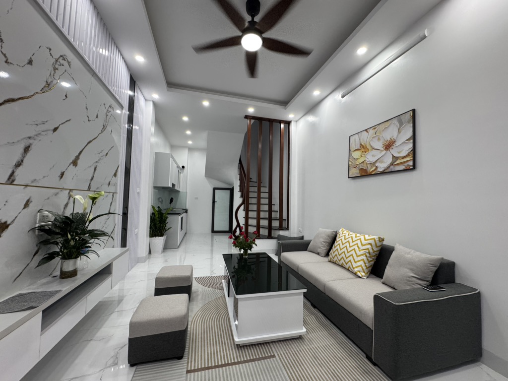 Bán Gấp - Nhà Hiếm Xuân Đỉnh - Lô Góc - Ô tô đỗ cổng - Gần công viên Hoà Bình