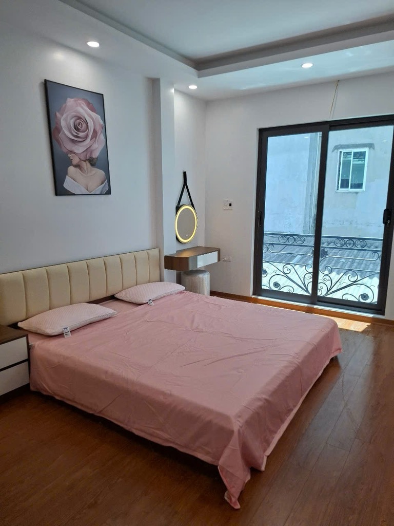 Bán Gấp - Nhà Hiếm Xuân Đỉnh - Lô Góc - Ô tô đỗ cổng - Gần công viên Hoà Bình