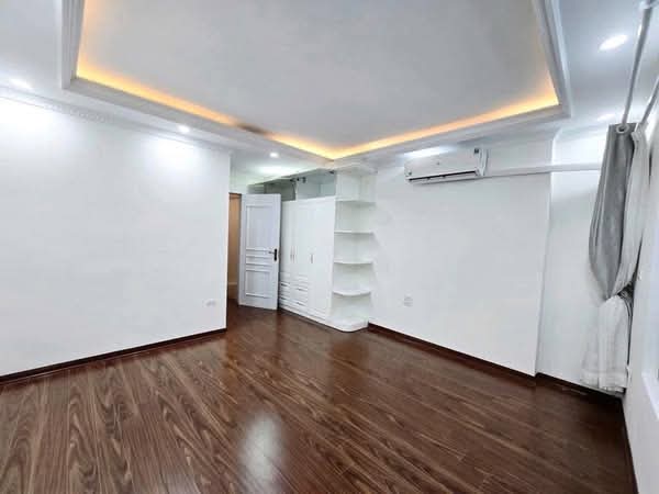 SIÊU PHẨM CỰC HOT - FULL NỘI THẤT - MỚI TINH -  XÁCH VALI VỀ LÀ Ở NGAY - CÓ SỔ