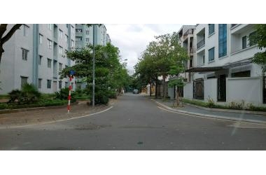 ĐẤT NGỌC THUỴ, THƯỢNG THANH, LONG BIÊN. DT: 40-50M2, MT:4M ĐƯỜNG Ô TÔ, VỈA HÈ, ĐỒNG GIÁ 3.8 TỶ  CALL: Ms Sinh 0962944979