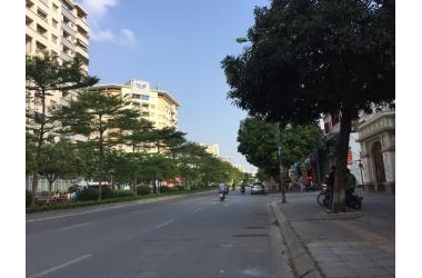 BÁN 60M2 ĐẤT PHỐ TRẦN KIM XUYẾN, MT: 6M TẶNG NHÀ ĐẸP, PHÂN LÔ, Ô TÔ, VỈA HÈ KINH DOANH CHỈ NHỈNH 11 TỶ