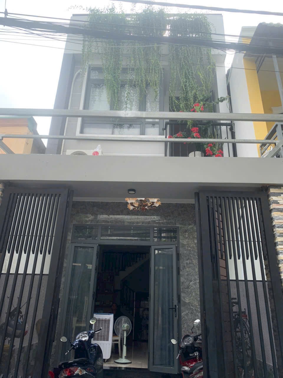 CHÍNH CHỦ CẦN BÁN NHÀ 3 TẦNG GẦN BV THỦ ĐỨC 69m2 GIÁ CHỈ 5,6TỶ