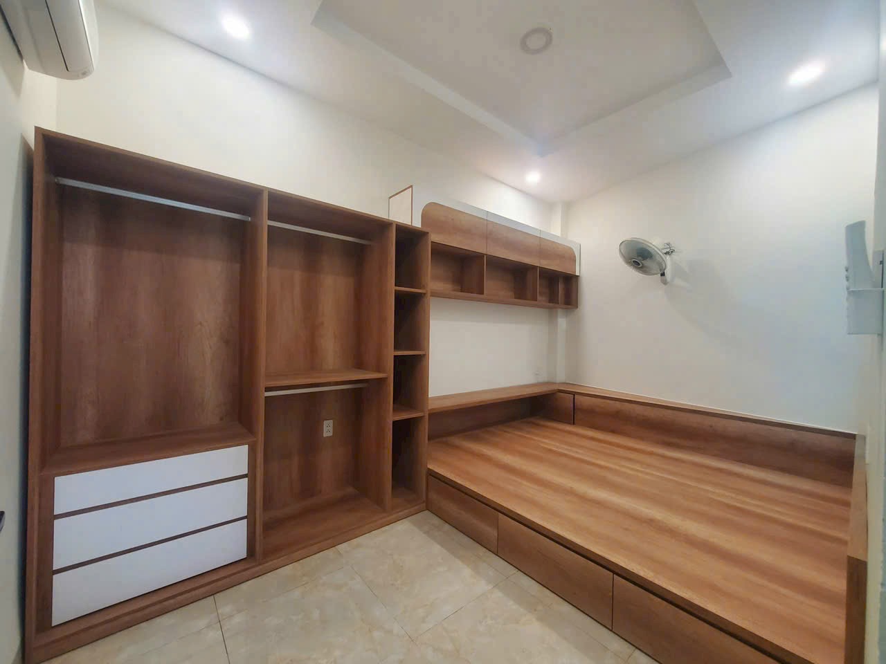 CHÍNH CHỦ CẦN BÁN NHÀ 3 TẦNG GẦN BV THỦ ĐỨC 69m2 GIÁ CHỈ 5,6TỶ