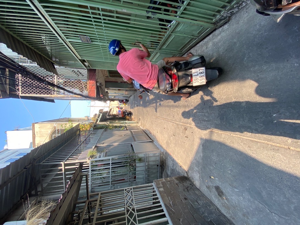 Nhà bán gấp Phạm Thế Hiển Phường 5 quận 8, ngang 4x10, 2 tầng, 2wc