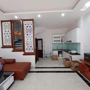 BÁN NHÀ CỰC HIẾM ĐÔNG ANH 38M- 5 TẦNG SIÊU ĐẸP NHỈNH 2,5 Tỷ  - MẶT TIỀN RỘNG - Ô TÔ ĐỖ CỔNG- KO LỖI PHONG THỦY