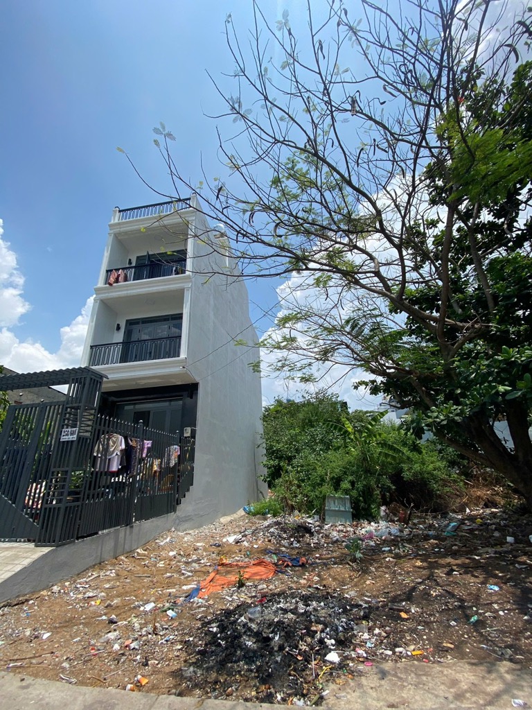 QUÁ RẺ 120M2 CHI 5TỶ HẺM XE TẢI - KẾ MẶT TIỀN, GẦN VÕ VĂN KIỆT -HỒ HỌC LÃM  NGANG 5M - KHU VỰC XÂY CAO TẦNG