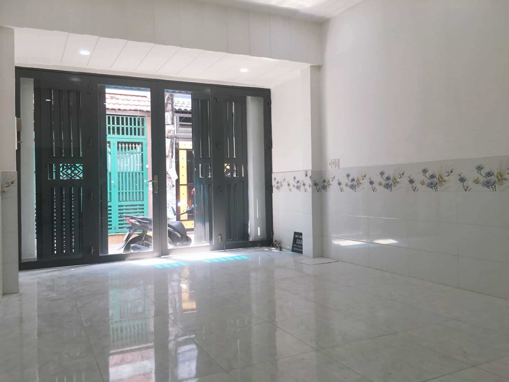 NGAY LÊ VĂN QUỚI - ĐƯỜNG XE HƠI THÔNG-GIÁP  TÂN PHÚ - 54M2 - CHỈ NHÍCH 4X.X.X...