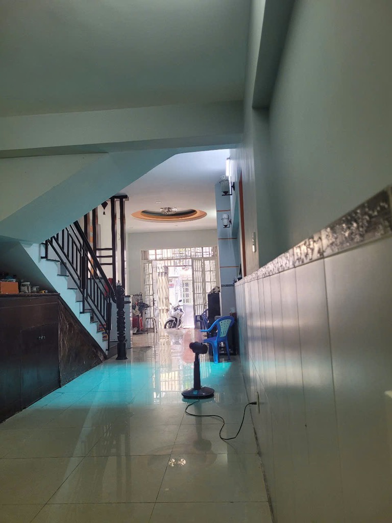 SÁT GÒ XOÀI - XE HƠI NGỦ TRONG NHÀ-6×14 CHI NHÍCH 4 TỎI...