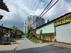 - ĐẠI LỘ ĐÔNG TÂY, VÕ VĂN KIỆT , - KHU VỰC TOÀN CHUNG CƯ CAO CẤP , -  MỘT CĂN DUY NHẤT BÁN!  -3TY9 DIEN TICH 130M2