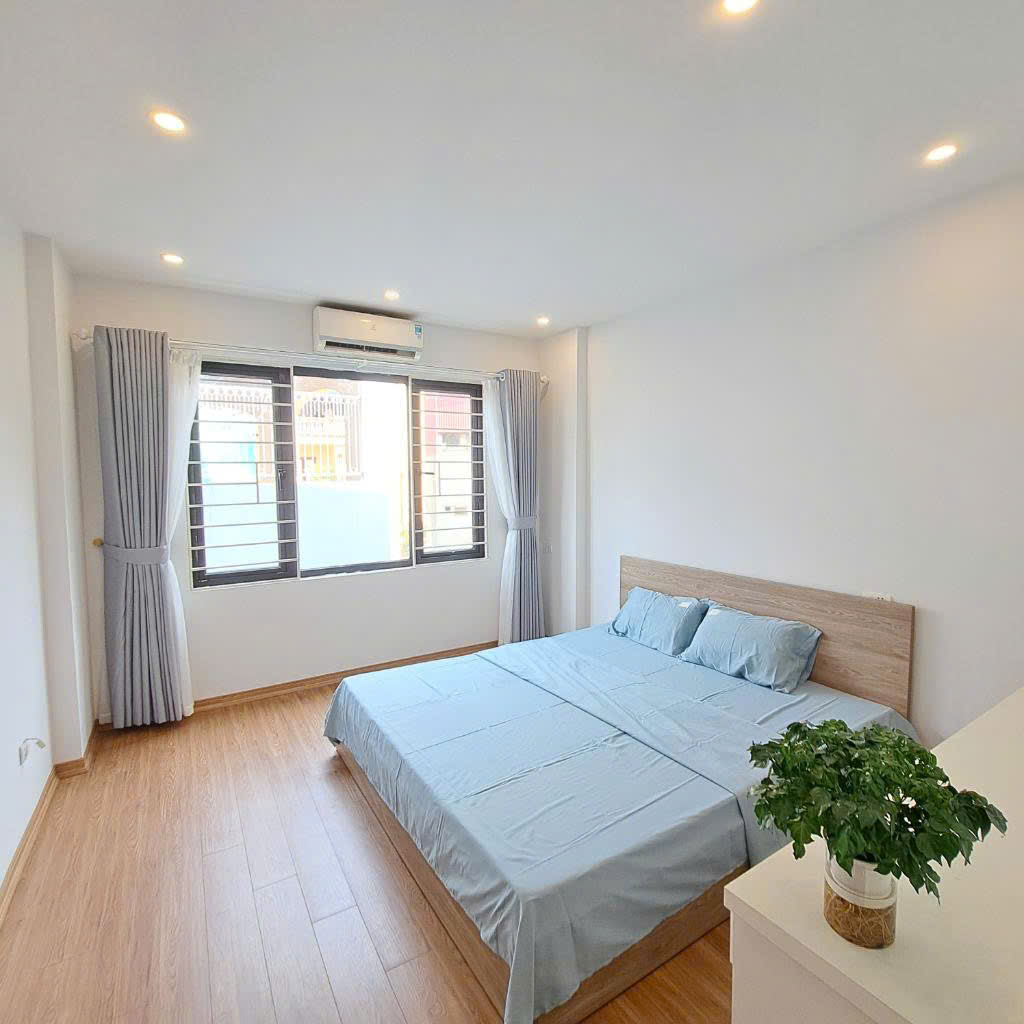 Cổ Linh - Nhà siêu đẹp - Ô tô - chỉ 6.3 tỷ