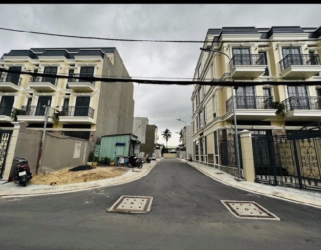 Bán nhà gần QL13 (Cũ)