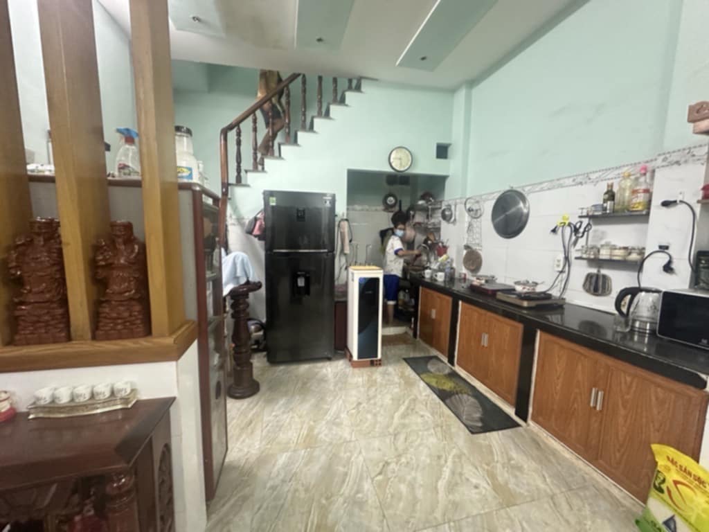 +Nhà bán Q12,hxh,ngay trường Giao Thông Vận tải ,2 tần, chỉ hơn 3ty